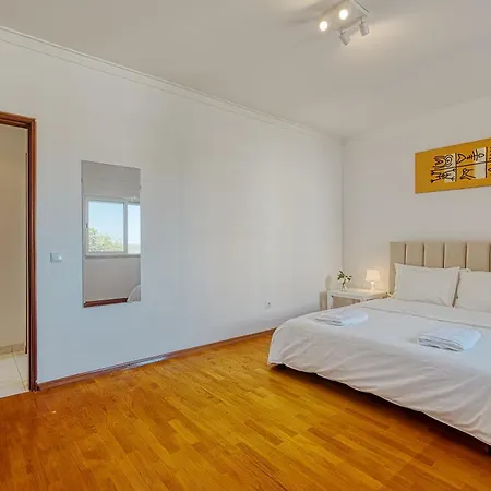 Duplo Com Vista Rio Num Partilhado * Bobadela